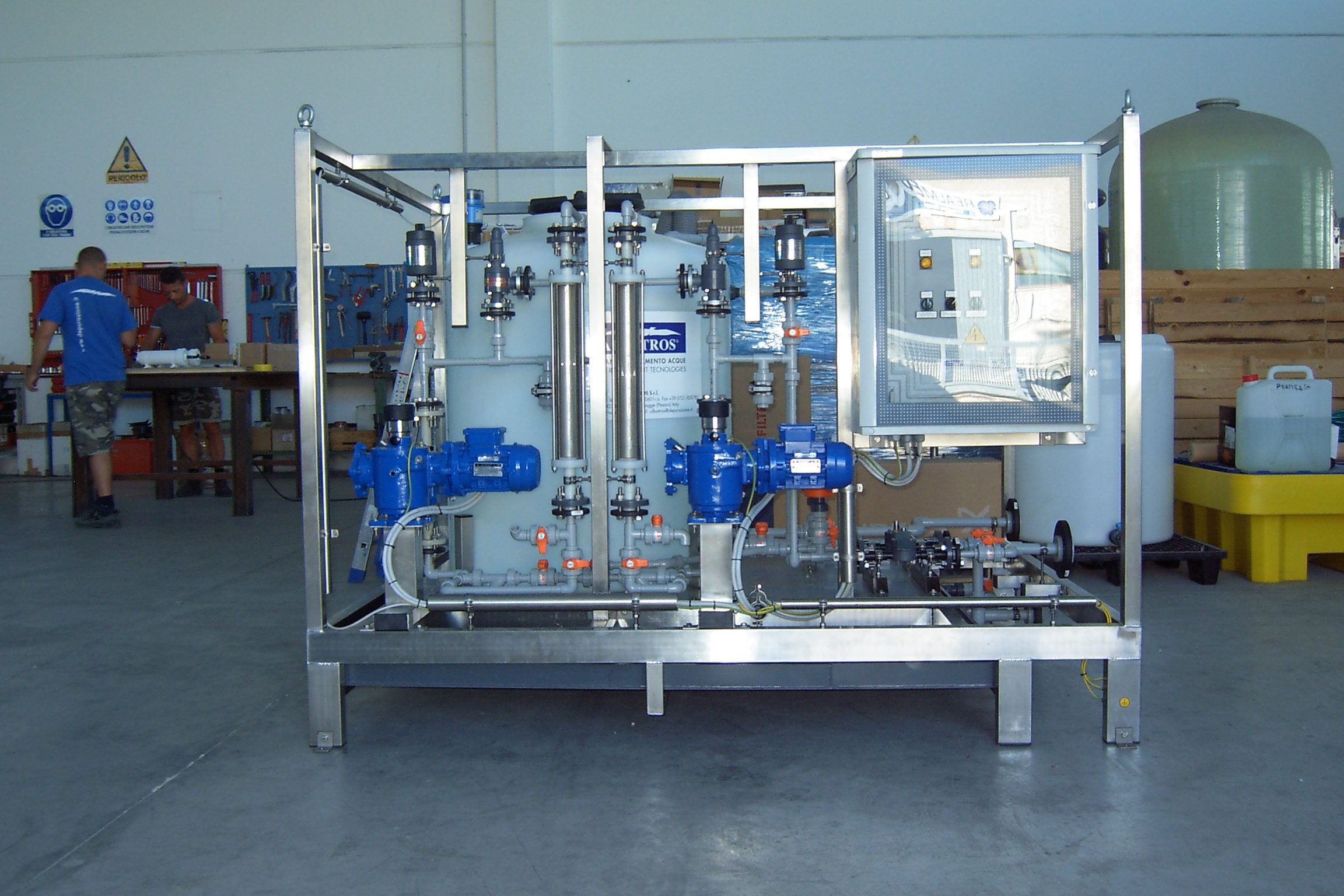 Skid di dosaggio fosfato trisodico e azamina